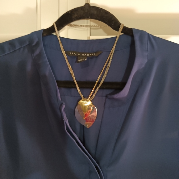 Zan and Rachel Tunics Size S, sleeves cane be rolled and secured with a button. - Picture 3 of 3